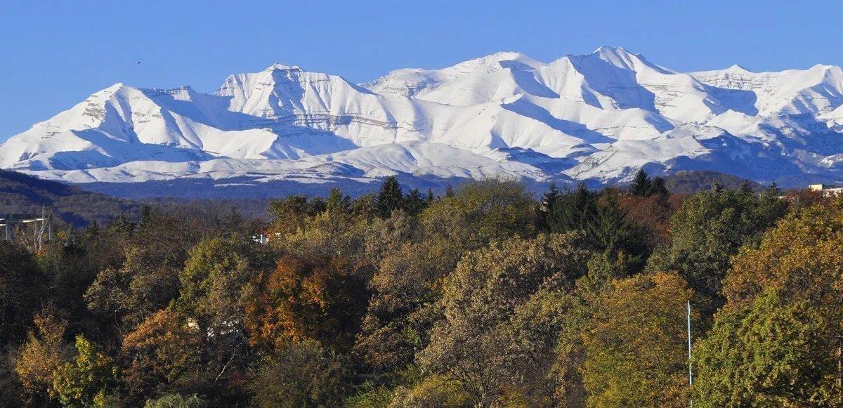 Вид на горы из Нальчика